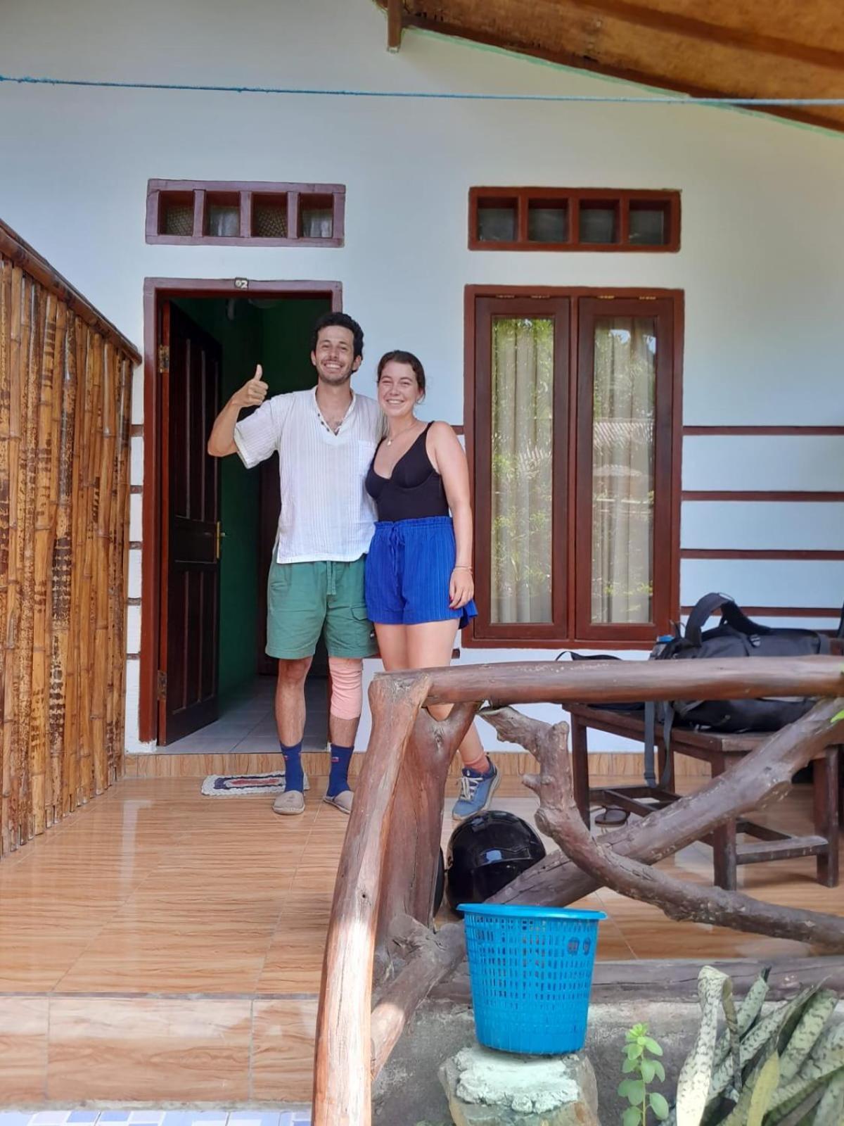 Nadil Homestay Kuta  Екстер'єр фото